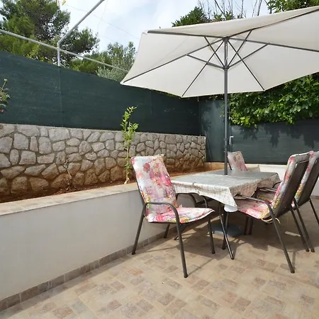 Vesna 1 Apartman *